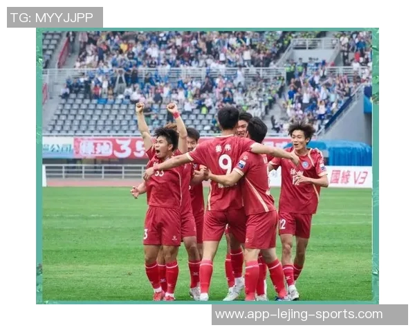 中国足球迷热情与外国球星的互动 新时代中外足球文化的碰撞与融合