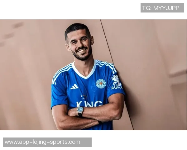 康纳携手足球球星共谱绿茵传奇梦想新篇章 康纳携手足球球星共谱绿茵传奇梦想新篇章