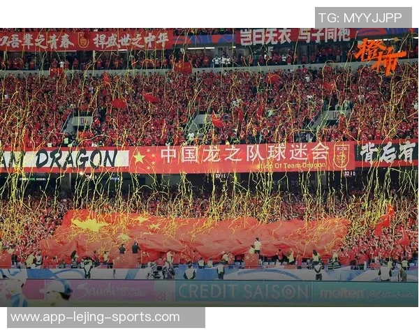 足坛三巨星联手再掀绿茵风暴引爆全球球迷热情与激情 足坛三巨星联手再掀绿茵风暴引爆全球球迷热情与激情